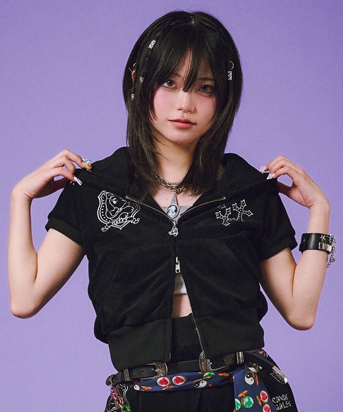 GALFY(ガルフィー)の「GALFY-VIVI★GALパーカー(パーカー・レディース・ブラック/ピンク・FREE)」の3枚目の写真
