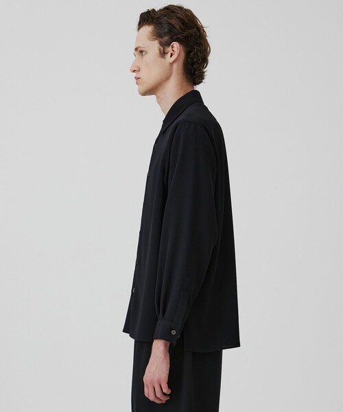 UNITED TOKYO（ユナイテッドトウキョウ）の「【再入荷なし】COLD DRY PLEATS レギュラーカラーシャツ　｜接触冷感/通気性/イージーケア/軽量/防シワ/春服（シャツ/ブラウス・メンズ・ブラック/オフホワイト/ネイビー/ライトグレー・1/2）」の19枚目の写真