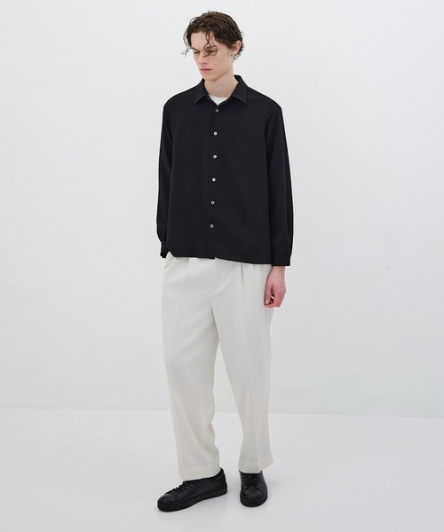 UNITED TOKYO（ユナイテッドトウキョウ）の「【再入荷なし】COLD DRY PLEATS レギュラーカラーシャツ　｜接触冷感/通気性/イージーケア/軽量/防シワ/春服（シャツ/ブラウス・メンズ・ブラック/オフホワイト/ネイビー/ライトグレー・1/2）」の11枚目の写真