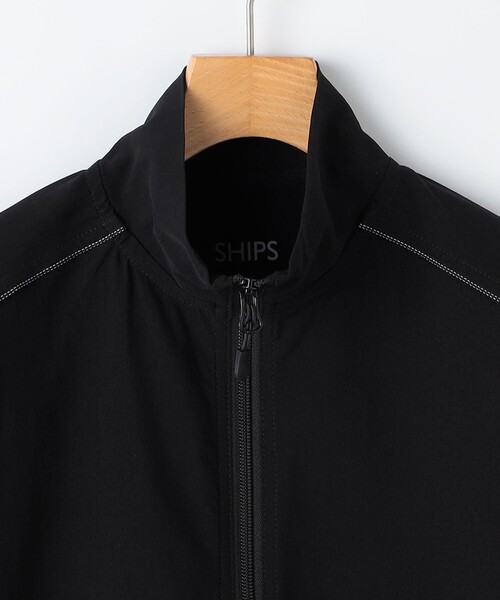 SHIPS(シップス)の「SHIPS KIDS:140~160cm / ライン スタンド スポーツ ブルゾン(その他トップス・キッズ・ベージュ/ブラック・140/160/150)」の4枚目の写真