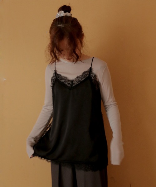 cheriella（シェリエラ）の「【cheriella】サテンレースレイヤードキャミソール　SATIN LACE LAYERED CAMISOLE（キャミソール・レディース・ブラック/アイボリー・FREE）」の22枚目の写真