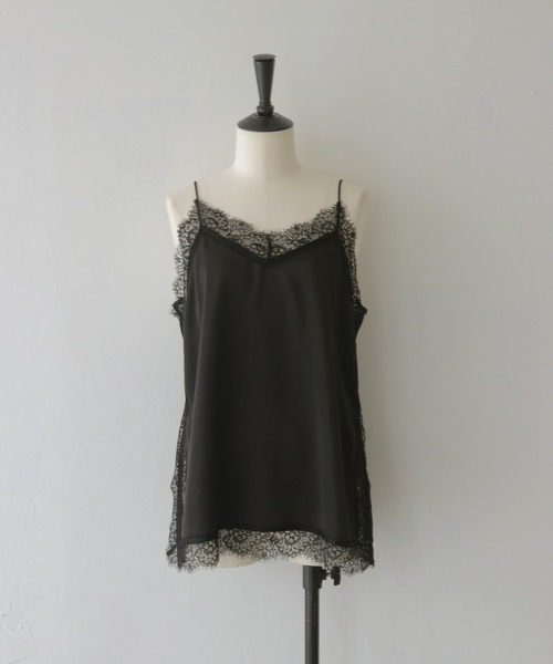 cheriella(シェリエラ)の「【cheriella】<新色ブラウン追加!>サテンレースレイヤードキャミソール SATIN LACE LAYERED CAMISOLE(キャミソール・レディース・ブラック/アイボリー/ブラウン・FREE)」の22枚目の写真