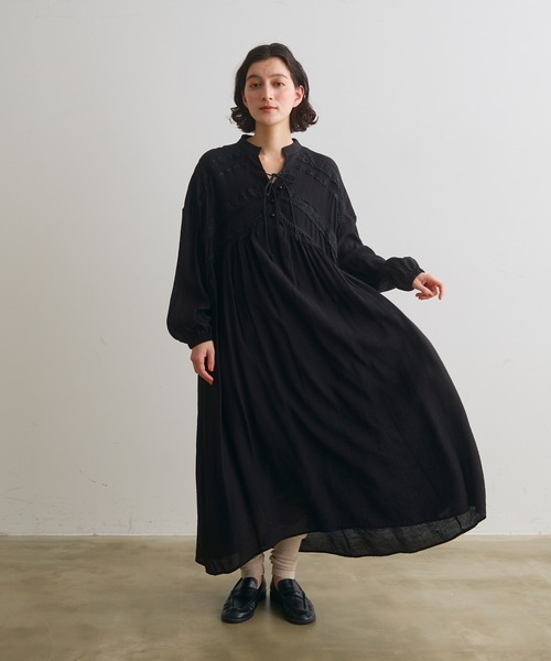 Crisp（クリスプ）の「ミックスレースギャザーワンピース（ワンピース・レディース・ブラック/グリーン・FREE）」の2枚目の写真