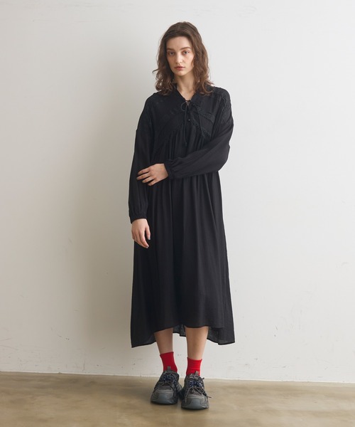 Crisp（クリスプ）の「ミックスレースギャザーワンピース（ワンピース・レディース・ブラック/グリーン・FREE）」の14枚目の写真