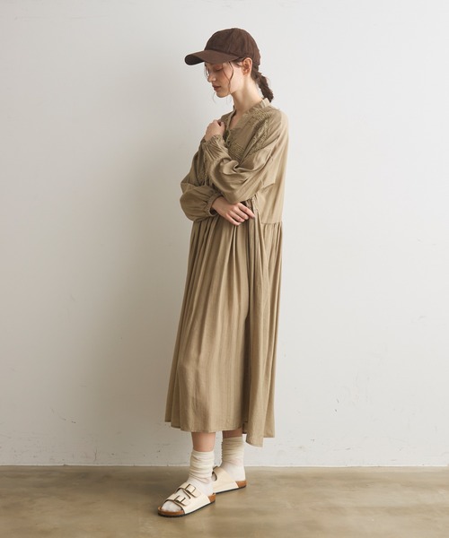 Crisp（クリスプ）の「ミックスレースギャザーワンピース（ワンピース・レディース・ブラック/グリーン・FREE）」の3枚目の写真