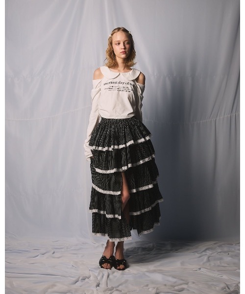 lilLilly（リルリリー）の「アシンメトリーシャツロングスカート（スカート・レディース・ホワイト/ドット・FREE）」の6枚目の写真
