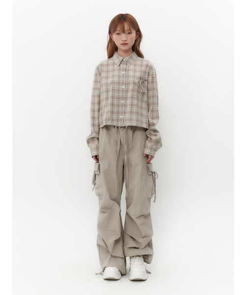 TUOMIO（トゥオミオ）の「STRAPPY CHECK SHIRT [BEIGE]（シャツ/ブラウス・レディース・その他・1/2）」の2枚目の写真