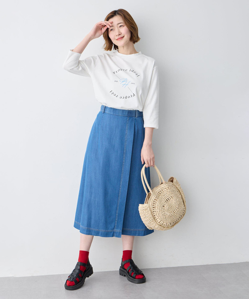 Petit Honfleur(プチオンフルール)の「ロゴプリントモックネックTシャツ【オーガニックコットンブレンド・綿100%】(Tシャツ/カットソー・レディース・ホワイト/ネイビー・M/L)」の12枚目の写真