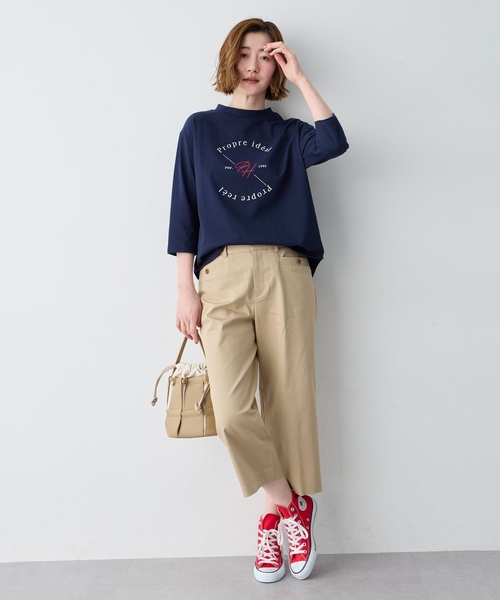 Petit Honfleur(プチオンフルール)の「ロゴプリントモックネックTシャツ【オーガニックコットンブレンド・綿100%】(Tシャツ/カットソー・レディース・ホワイト/ネイビー・M/L)」の13枚目の写真
