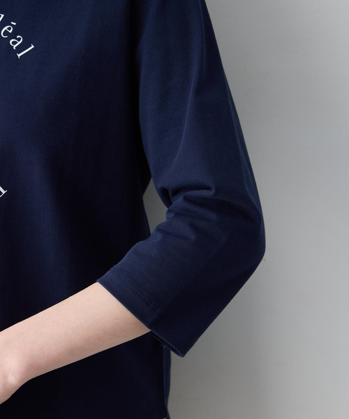Petit Honfleur(プチオンフルール)の「ロゴプリントモックネックTシャツ【オーガニックコットンブレンド・綿100%】(Tシャツ/カットソー・レディース・ホワイト/ネイビー・M/L)」の17枚目の写真