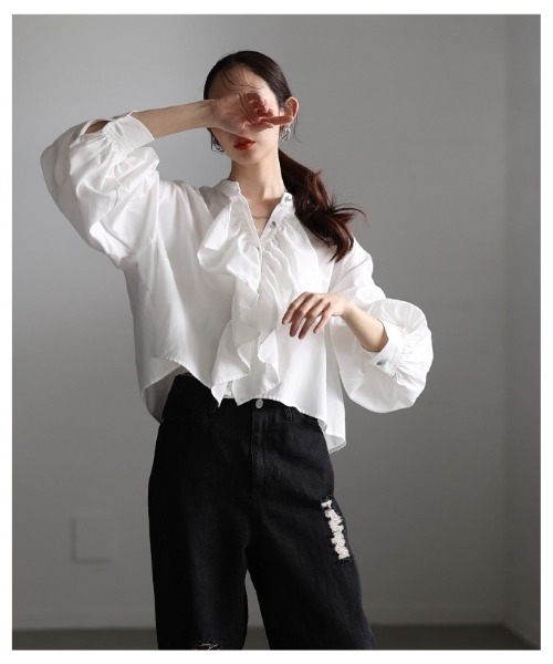 Sawa a la mode（サワアラモード）の「ラッフルフリルボリューム袖ブラウス（シャツ/ブラウス・レディース・ブラウン/ブルー/オフホワイト・FREE）」の12枚目の写真