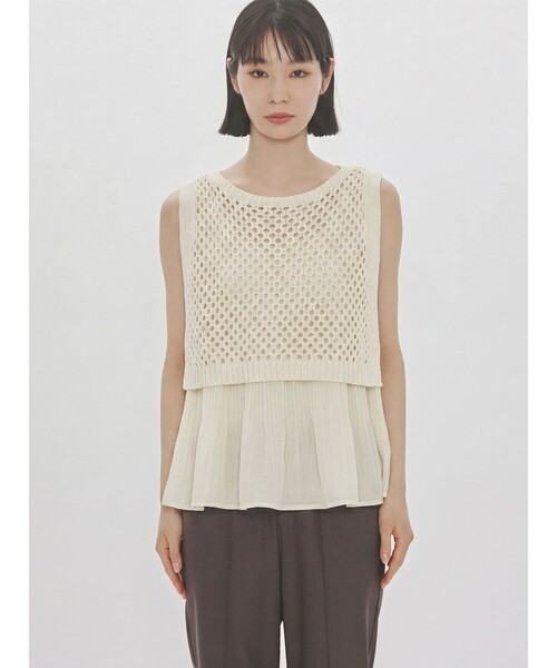 MIDIUMISOLID(ミディウミソリッド)の「MIDIUMISOLID for Ladies メッシュニットプリーツベスト(ベスト・レディース・ブラック/アイボリー・FREE)」の1枚目の写真