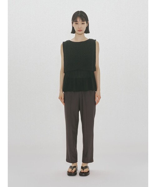 MIDIUMISOLID(ミディウミソリッド)の「MIDIUMISOLID for Ladies メッシュニットプリーツベスト(ベスト・レディース・ブラック/アイボリー・FREE)」の10枚目の写真