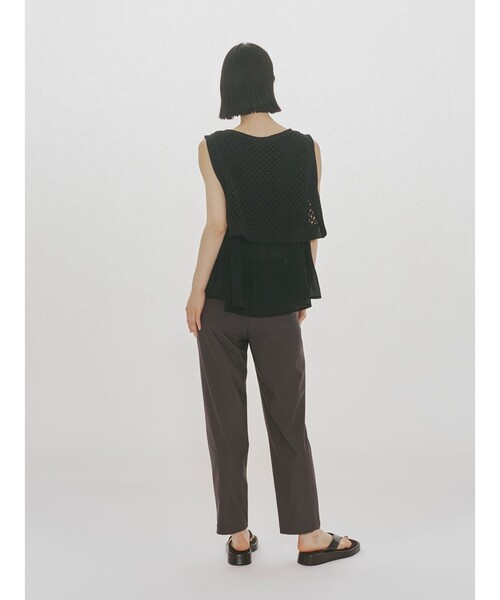MIDIUMISOLID(ミディウミソリッド)の「MIDIUMISOLID for Ladies メッシュニットプリーツベスト(ベスト・レディース・ブラック/アイボリー・FREE)」の13枚目の写真