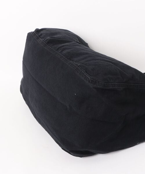 BILLY'S ENT（ビリーズエンター）の「Packers Equipment NEWSPAPER BAG　PE-302-002（ショルダーバッグ・メンズ・ブラック・FREE）」の4枚目の写真
