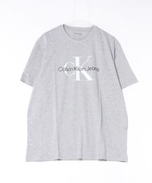 Calvin Klein(�J���o���E�N���C��)�́yCalvin Klein�z40DC813 T�V���c(T�V���c/�J�b�g�\�[)