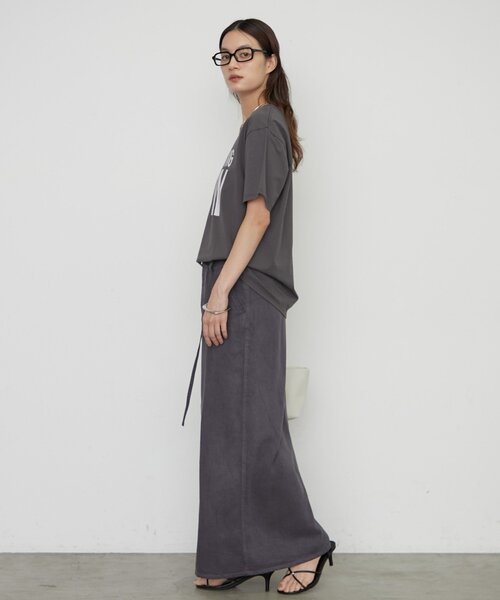 LOUNGEDRESS（ラウンジドレス）の「NOWロゴT（Tシャツ/カットソー・レディース・オフホワイト/チャコールグレー/ピンク・FREE）」の17枚目の写真