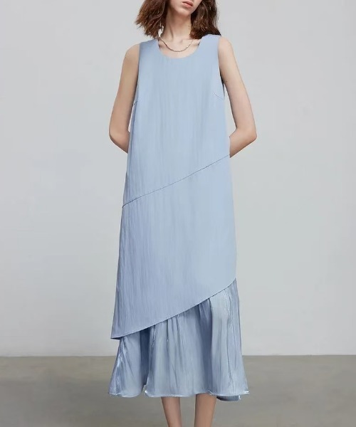 AMAJI(アマジ)の「異素材切替 ノースリーブ フレア ロングワンピース(ワンピース・レディース・ライトブルー・SMALL/MEDIUM/LARGE/X-LARGE)」の4枚目の写真