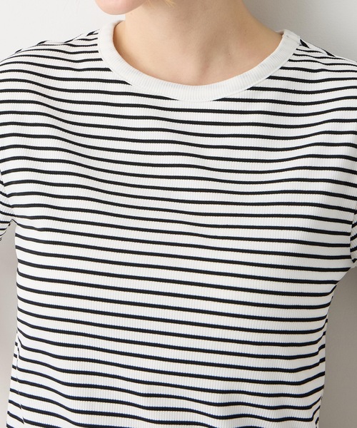 Petit Honfleur（プチオンフルール）の「カップ付ボーダーTシャツ【取り外し可能カップ付き】（Tシャツ/カットソー・レディース・アイボリー/グレー・M/L）」の11枚目の写真