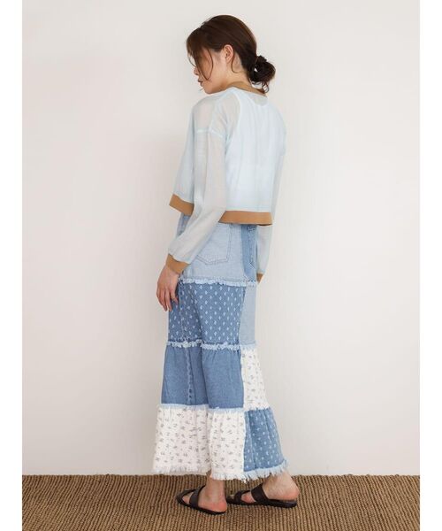 FIKA.(フィーカ)の「Bicolor sheer short cardigan(カーディガン/ボレロ・レディース・ブラック/ベージュ/ライトブルー・FREE)」の8枚目の写真