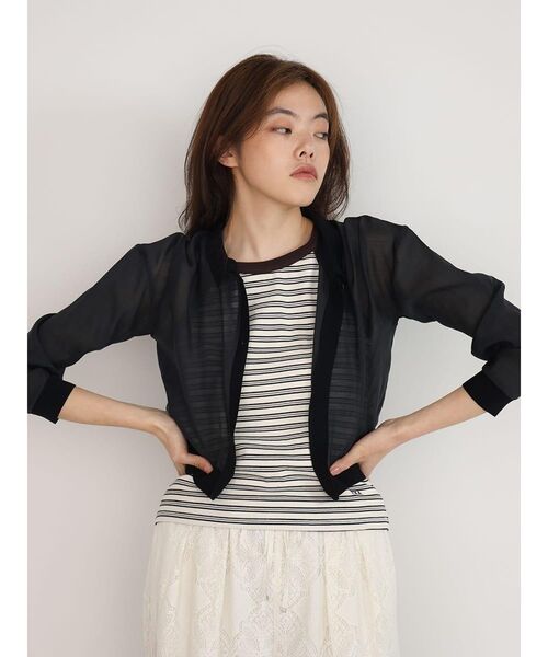 FIKA.(フィーカ)の「Bicolor sheer short cardigan(カーディガン/ボレロ・レディース・ブラック/ベージュ/ライトブルー・FREE)」の16枚目の写真