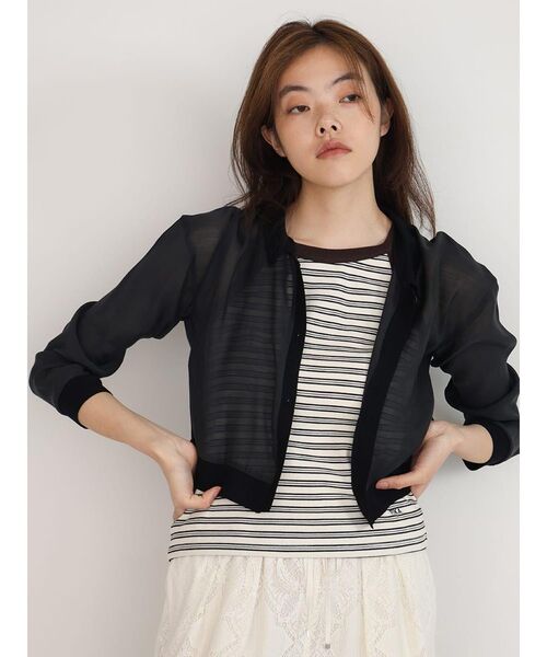 FIKA.(フィーカ)の「Bicolor sheer short cardigan(カーディガン/ボレロ・レディース・ブラック/ベージュ/ライトブルー・FREE)」の1枚目の写真