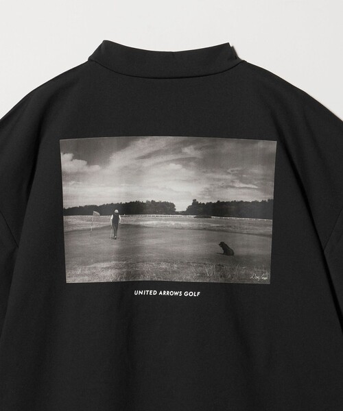 UNITED ARROWS GOLF(ユナイテッドアローズゴルフ)の「メンズ フォト モックネック シャツ(Tシャツ/カットソー・メンズ・ホワイト/ブラック・L/M/XL)」の8枚目の写真