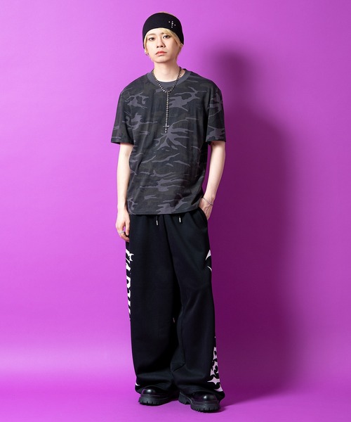 a.p.o.v.(エーピーオービー)の「a.p.o.v. ルーズ短丈カモフラTシャツ(Tシャツ/カットソー・メンズ・ブラック/ブラウン・ONESIZE)」の6枚目の写真