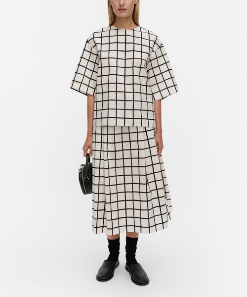 marimekko(マリメッコ)の「Kansio Iso Ruutu / shirt(Tシャツ/カットソー・レディース・ホワイト・34/36)」の1枚目の写真