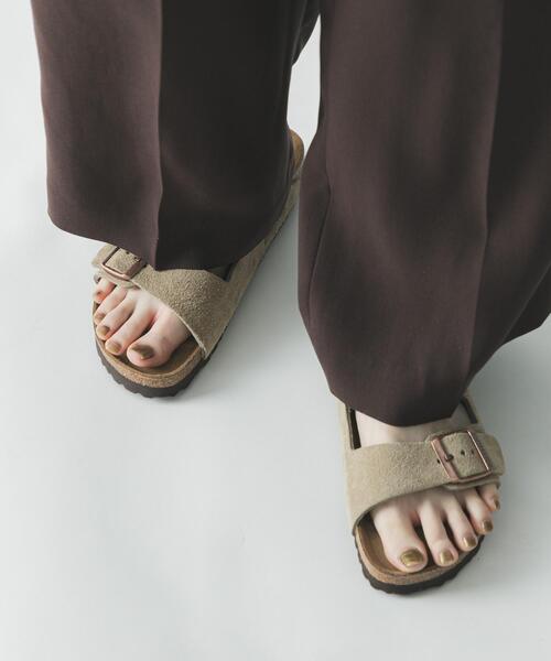 BIRKENSTOCK(ビルケンシュトック)の「BIRKENSTOCK ARIZONA(サンダル・レディース・ベージュ系その他・39/36)」の1枚目の写真