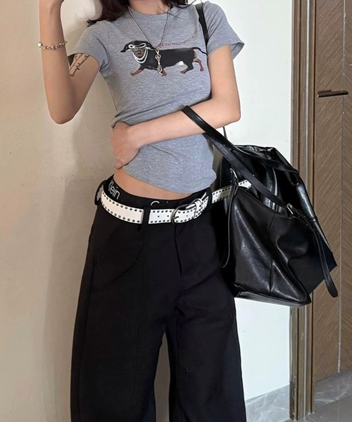 meJane(ミージェーン)の「犬モチーフ クルーネックTシャツ(Tシャツ/カットソー・レディース・霜降りグレー/ホワイト・FREE)」の5枚目の写真