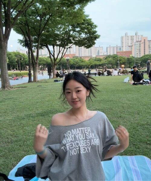 DEPC(デプク)の「LETTERING BOXY FIT T-SHIRT - GRAY(Tシャツ/カットソー・レディース・その他・FREE)」の2枚目の写真