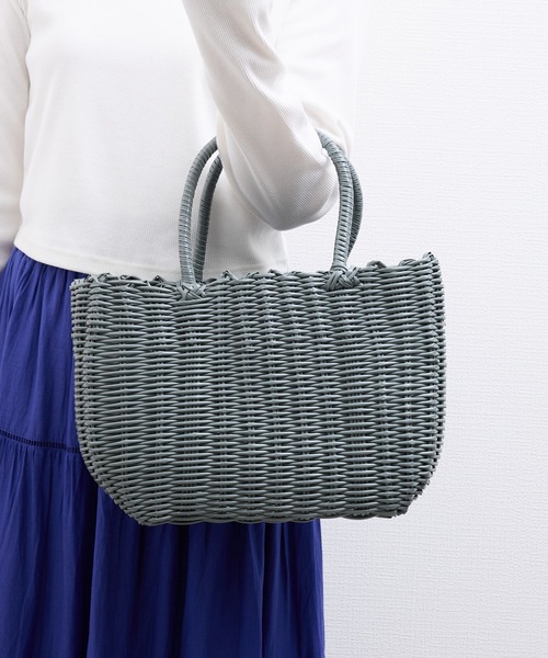 COMMON WARE(コモンウェアー)の「MRW : プリュクス かごバッグ 重量約300g(かごバッグ・レディース・チャコールグレー/ホワイト/ベージュ/グレー・FREE)」の3枚目の写真