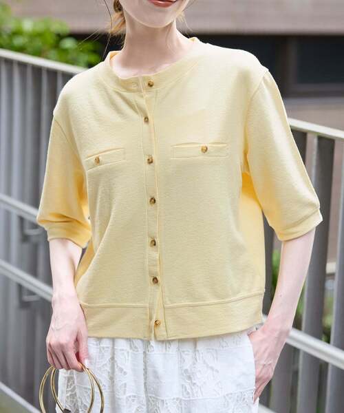 SLOBE IENA(スローブイエナ)の「《WEB限定カラーあり》スラブテレコSSカーディガン(カーディガン/ボレロ・レディース・イエロー/ブラック/ブルー系その他/ベージュ・FREE)」の1枚目の写真
