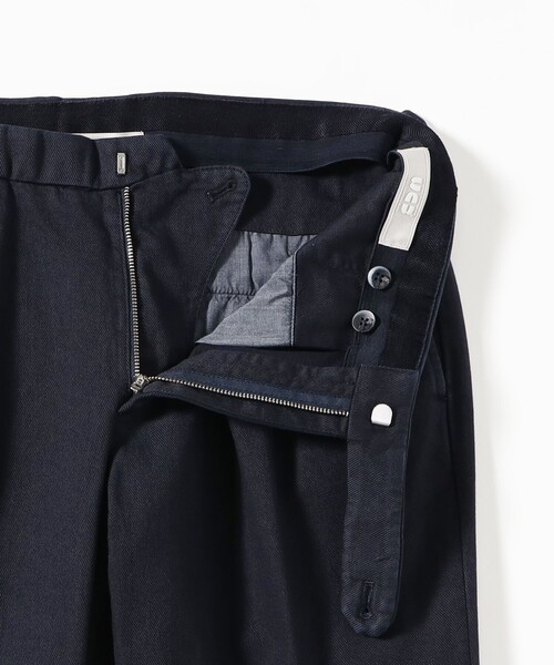 BEAMS F(ビームスエフ)の「【別注】GTA / HERRICK ストレッチ コットン ツイル サイドアジャスター 2プリーツ スラックス(その他パンツ・メンズ・オフホワイト/ネイビー/ホワイト・48/46/42/44/50)」の9枚目の写真