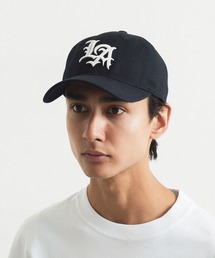 XLARGE（エクストララージ）の「XLARGE OLD ENGLISH LA CAP（キャップ）」