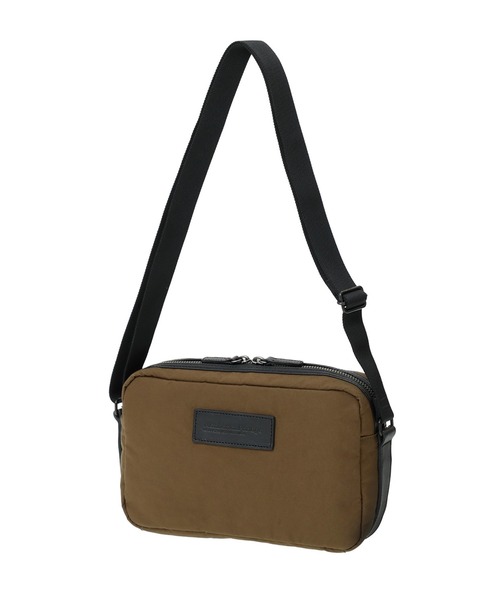 Manhattan Portage BLACK LABEL(マンハッタンポーテージ ブラックレーベル)の「NORFOLK BAG MILLERAIN(ショルダーバッグ・メンズ・ブラック/ブラウン・X-SMALL)」の2枚目の写真
