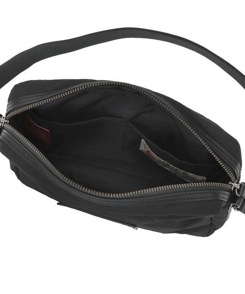Manhattan Portage BLACK LABEL(マンハッタンポーテージ ブラックレーベル)の「NORFOLK BAG MILLERAIN(ショルダーバッグ・メンズ・ブラック/ブラウン・X-SMALL)」の9枚目の写真