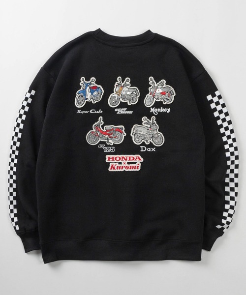 sanrio(サンリオ)の「【71】【HONDA/ホンダ】×【Sanrio/サンリオ】「スーパーカブ」「クロミ」コラボ 裏起毛スウェット フラッグ クロミ 刺繍&スリーブチェッカー柄//ウイングBOXバックプリントユニセックス/レディース/メンズ(スウェット・レディース・ホワイト/チャコールグレー/ホワイト系/ブラック・M/XL/L)」の9枚目の写真