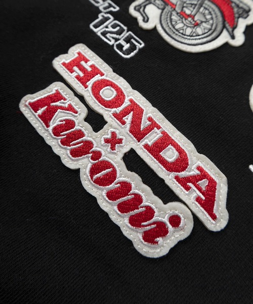 sanrio(サンリオ)の「【71】【HONDA/ホンダ】×【Sanrio/サンリオ】「スーパーカブ」「クロミ」コラボ 裏起毛スウェット フラッグ クロミ 刺繍&スリーブチェッカー柄//ウイングBOXバックプリントユニセックス/レディース/メンズ(スウェット・レディース・ホワイト/チャコールグレー/ホワイト系/ブラック・M/XL/L)」の18枚目の写真