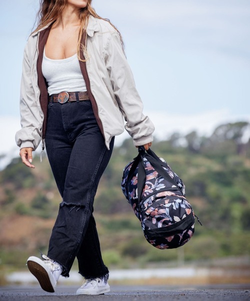 DAKINE(ダカイン)の「DAKINE EQ DUFFLE 2.0 35L 【2026年秋冬モデル】/ダカインダッフルバッグ(ボストンバッグ・メンズ・ブラック/ピンク/ブラックミックス/ブラック系その他2・FREE)」の3枚目の写真