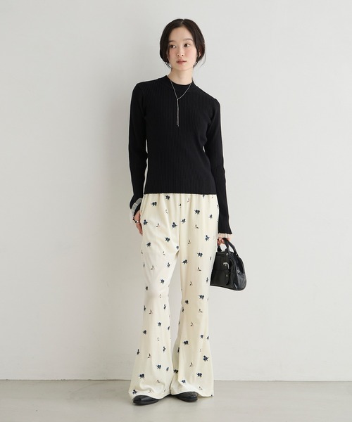 【100着限定完売】DALLカモ×蛇柄 バギーパンツ 極太シルエット 刺繍入り forksy.】花柄刺繍 ベロア イージーフレアパンツ forksy.│MONO-MART