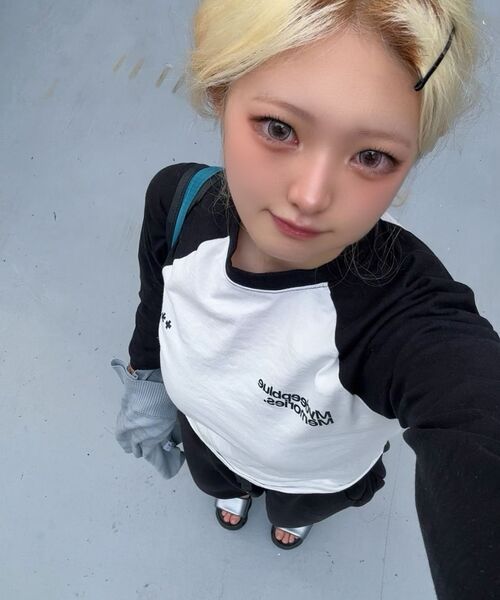 mydeepbluememories（マイディープブルーメモリーズ）の「Mm Symbol Logo Raglan Tee (WHITE/BLACK)（Tシャツ/カットソー・レディース・ホワイト×ブラック・WOMENS/MENS）」の3枚目の写真