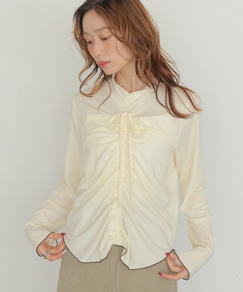 CLEIO(クレイオ)の「【CLEIO】2WAYメロウギャザーカットソー 2WAY MELLOW GATHER CUTSEW(Tシャツ/カットソー・レディース・ブラック/アイボリー・FREE)」の5枚目の写真