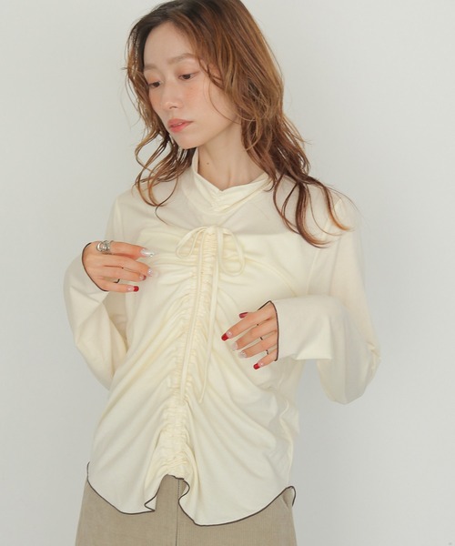 CLEIO(クレイオ)の「【CLEIO】2WAYメロウギャザーカットソー 2WAY MELLOW GATHER CUTSEW(Tシャツ/カットソー・レディース・ブラック/アイボリー・FREE)」の6枚目の写真