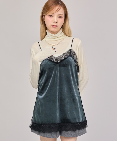 MSGirl(エムエスジーガール)の「ランジェリーコアキャミソール ベロア(キャミソール・レディース・ブラック/チャコール・M)」の2枚目の写真
