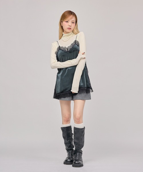 MSGirl(エムエスジーガール)の「ランジェリーコアキャミソール ベロア(キャミソール・レディース・ブラック/チャコール・M)」の17枚目の写真