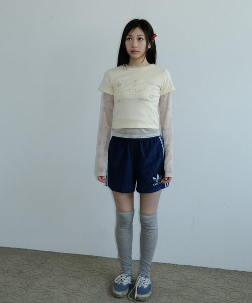 SHAKIRI(シャキリ)の「Birthday Kiri Top_Cream(Tシャツ/カットソー・レディース・その他・FREE)」の2枚目の写真