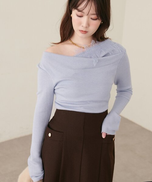 natural couture（ナチュラルクチュール）の「レースデザインドレープニット（ニット/セーター・レディース・ブラック/ブラウン/サックスブルー/ピンク/アイボリー・FREE）」の4枚目の写真