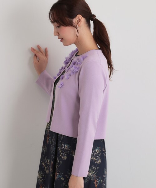 Sunauna(スーナウーナ)の「【手洗い可】花モチーフ付カーディガン(カーディガン/ボレロ・レディース・ネイビー/オフホワイト/パープル・34/38/40)」の22枚目の写真